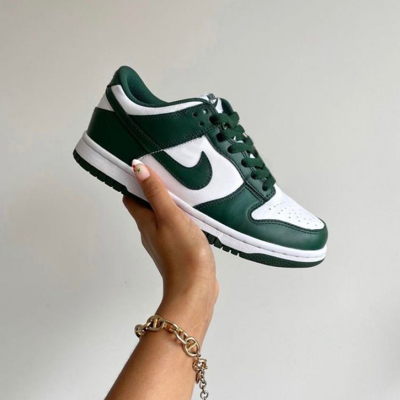 Nike Dunk Low Koyuyeşil