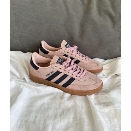 Adidas Spezial pudra